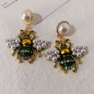 Vintage Honeybee Elegant Gold Green Bee Earrings
